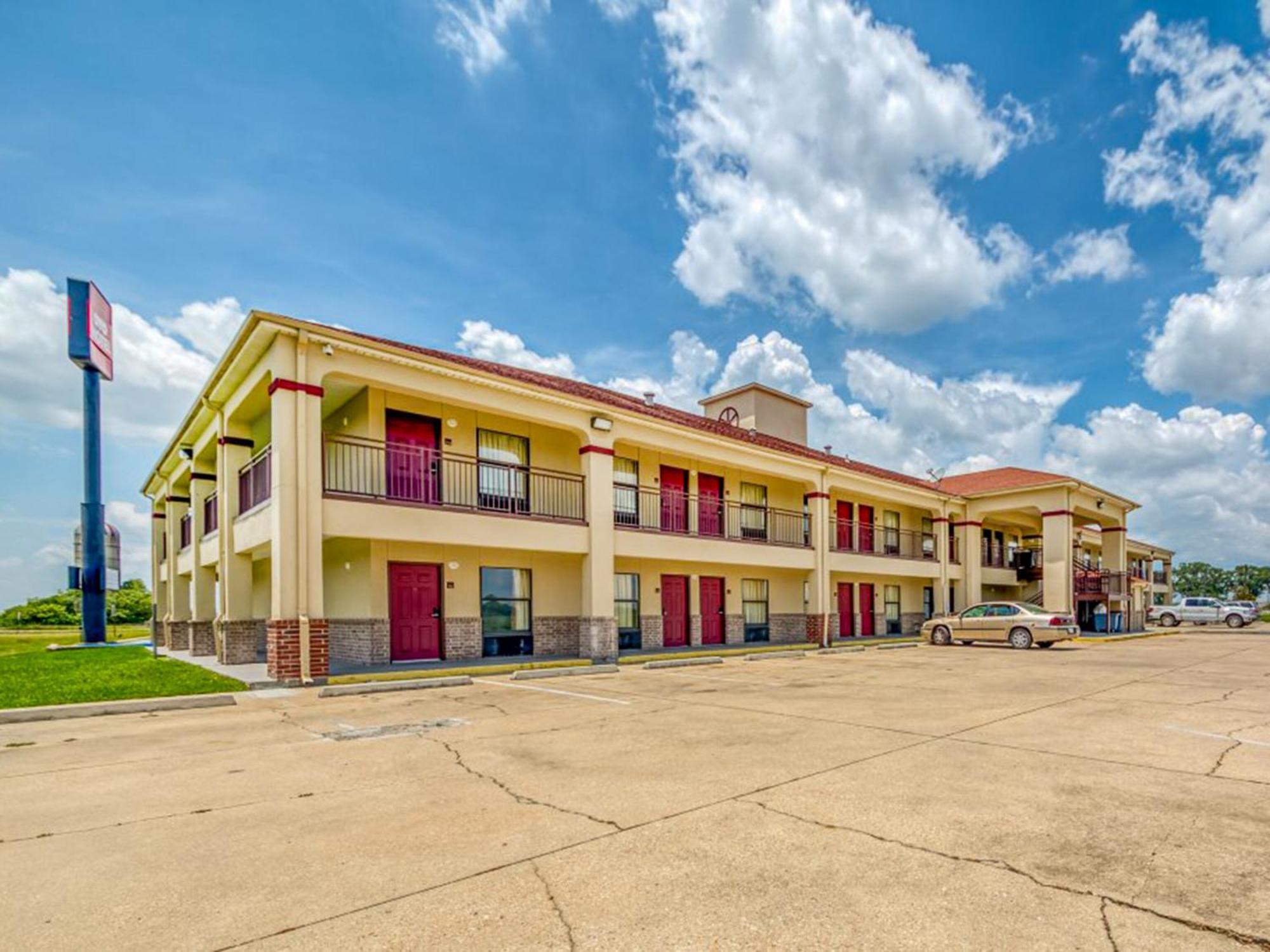 Oyo Hotel Lsu Port Allen Exterior photo